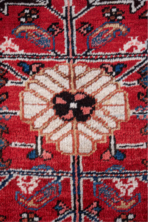 Vintage Heriz Area Rug (7' x 10')